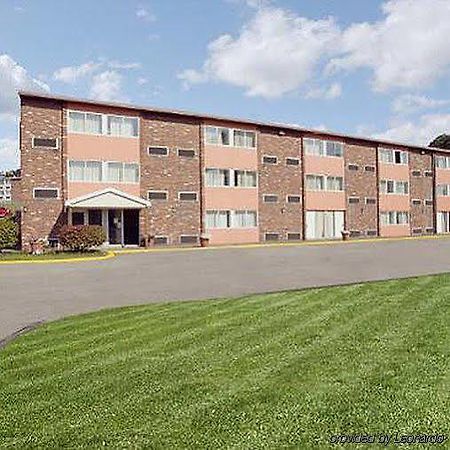 Motel 6-New Stanton, Pa Екстериор снимка