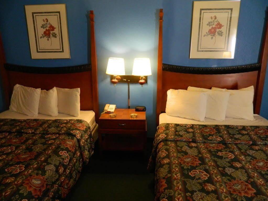 Motel 6-New Stanton, Pa Екстериор снимка